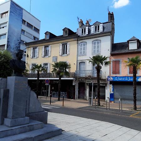 Appartement Hypercentre Tarbes - 2 Grandes Chambres Eksteriør bilde